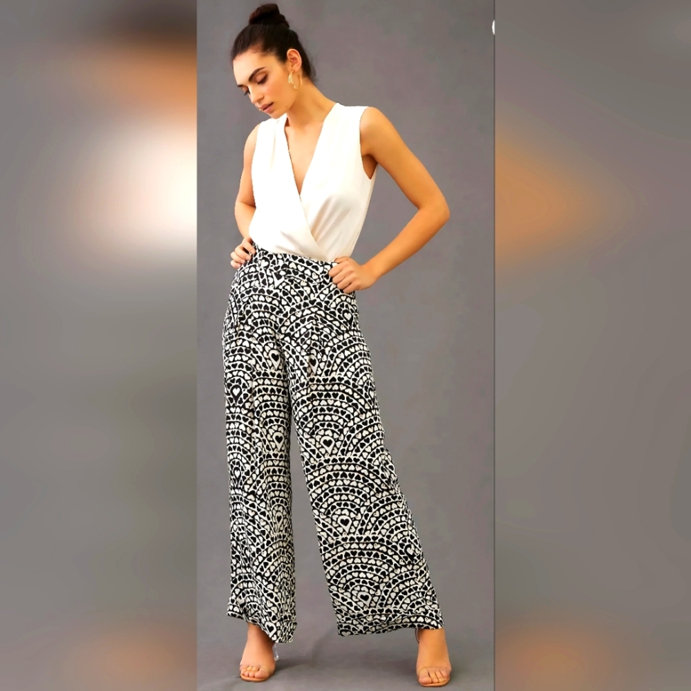 Farm Rio x Anthropologie Heart Pleated Wide-Leg Pant-Size XS-NWOT(never worn)🦜 - Picture 2 of 8